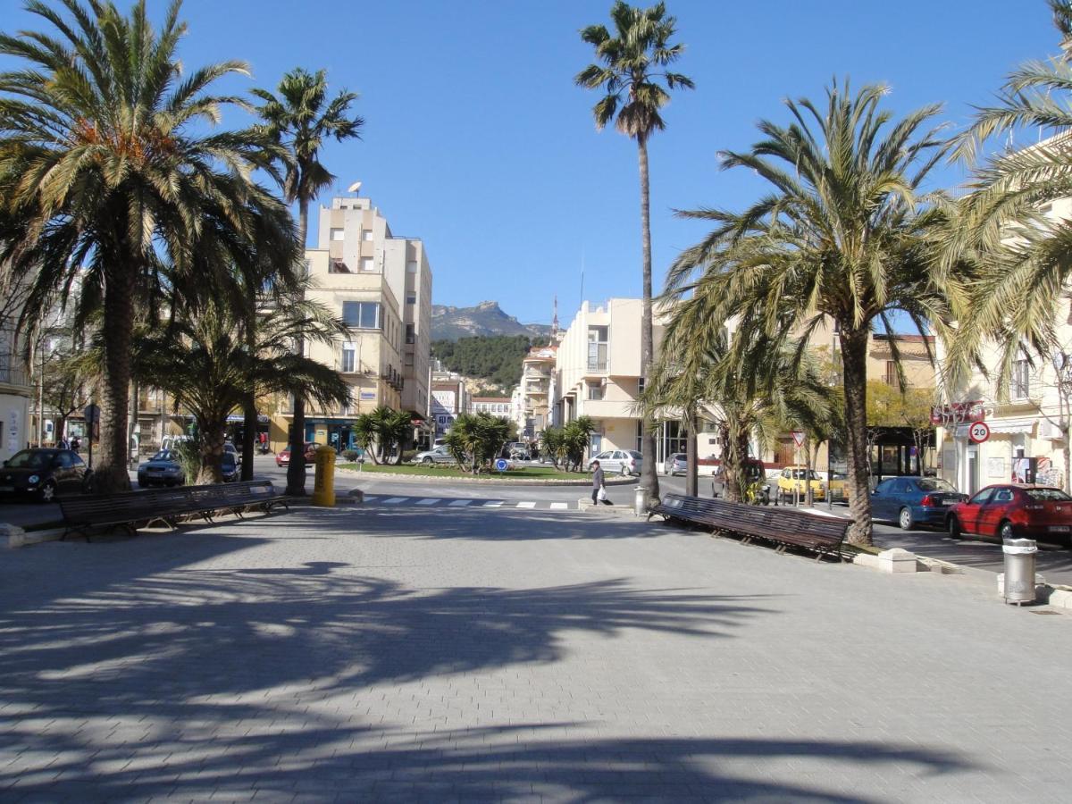 Hostal Residencia Celma Sant Carles De La Rapita Luaran gambar