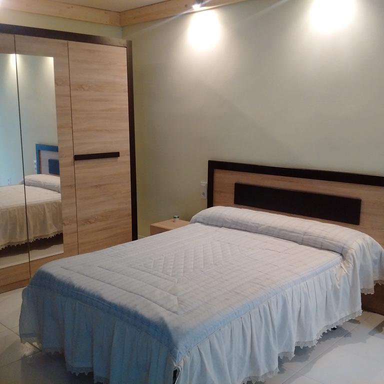 Hostal Residencia Celma Sant Carles De La Rapita Luaran gambar