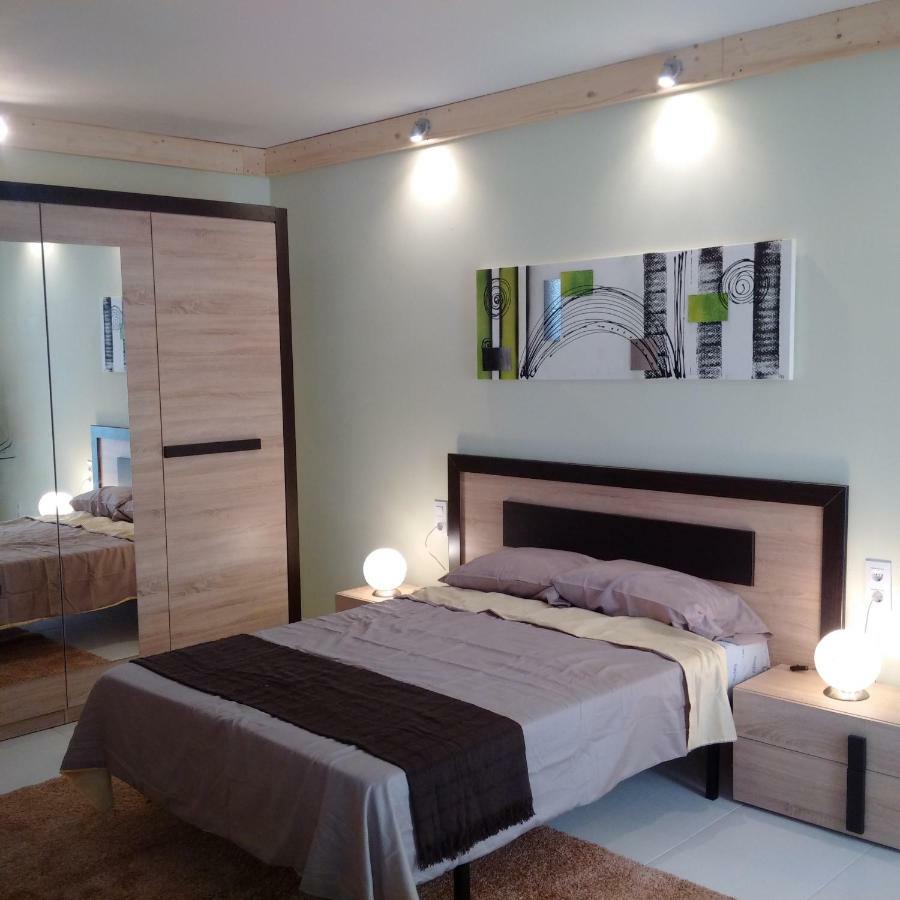Hostal Residencia Celma Sant Carles De La Rapita Luaran gambar