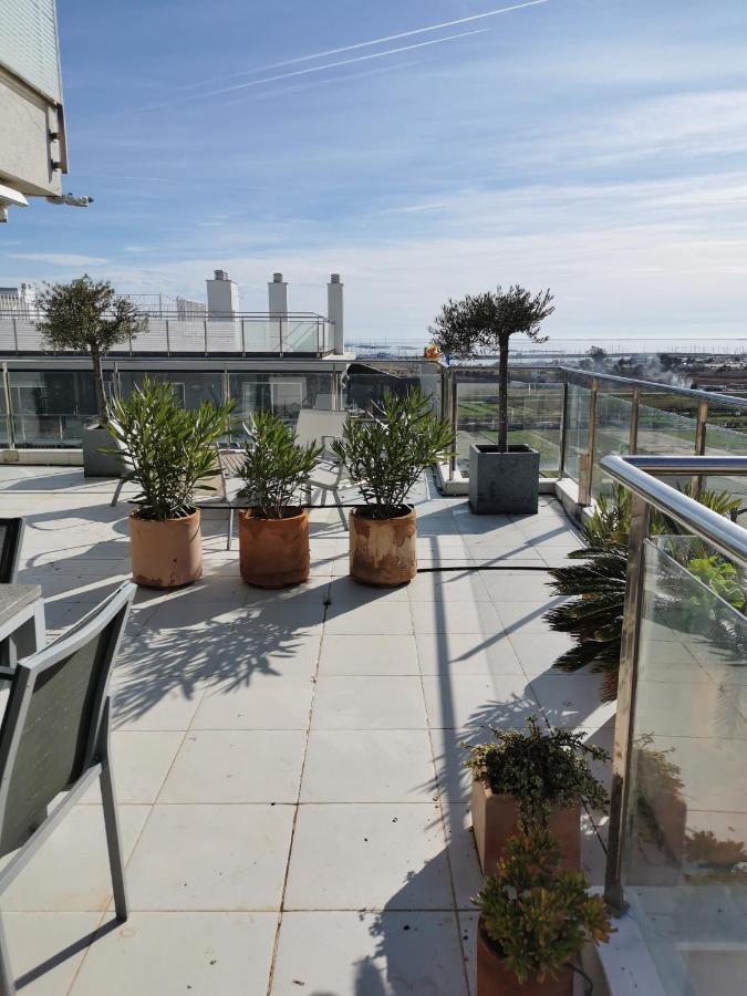 Hostal Residencia Celma Sant Carles De La Rapita Luaran gambar