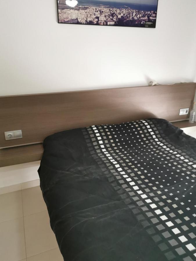 Hostal Residencia Celma Sant Carles De La Rapita Luaran gambar